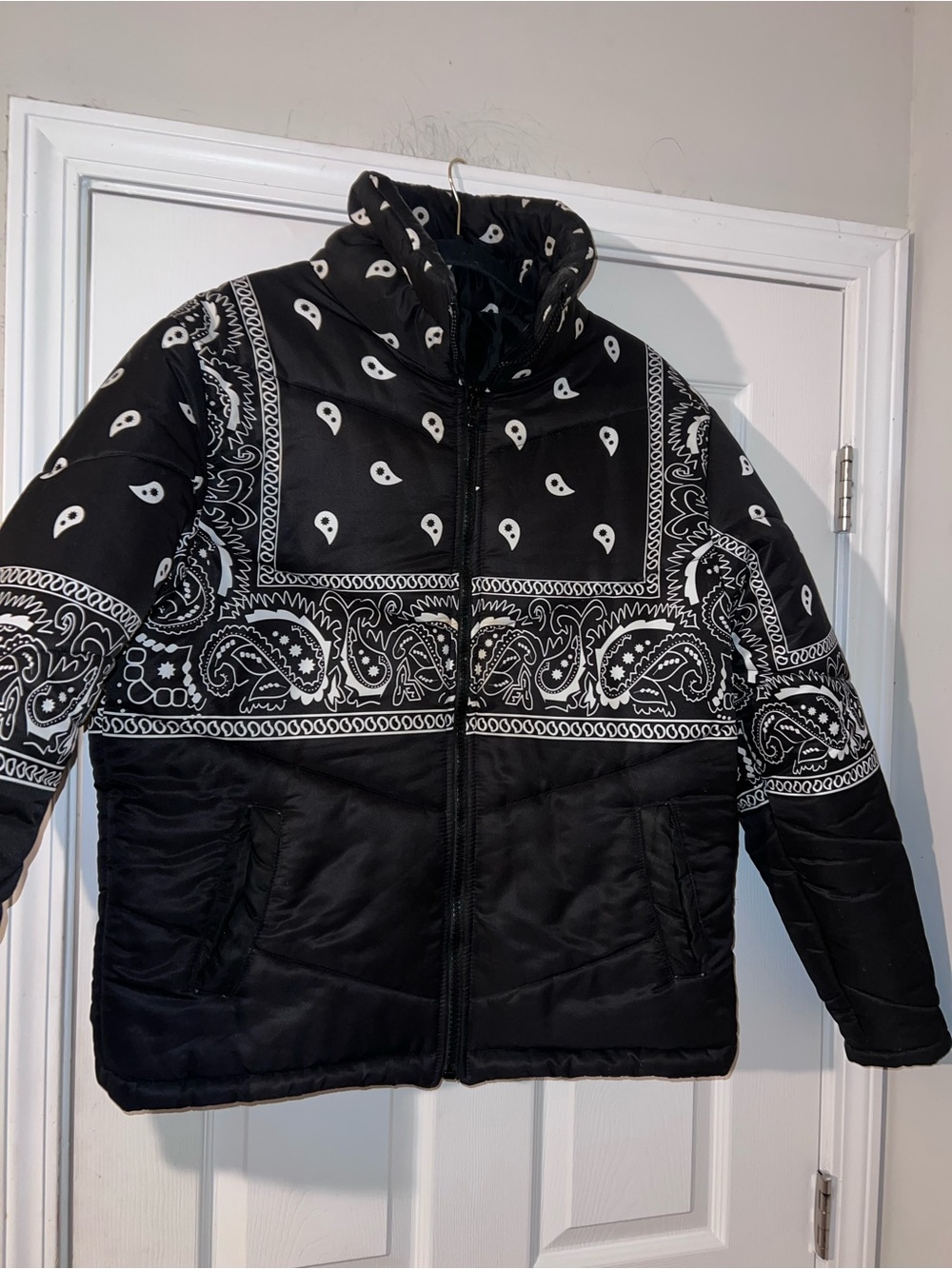 Filthy Wealth Paisley Puffer Jacket mens size L